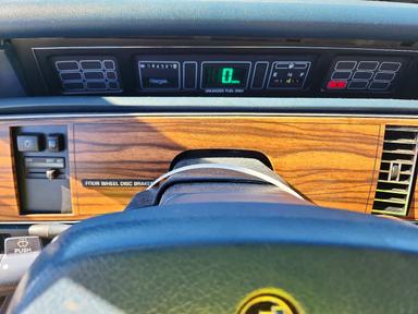 1990 BUICK REGAL CUSTOM view, angle 9