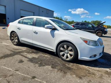 Vista de 2010 BUICK LACROSSE CXL, ángulo 4