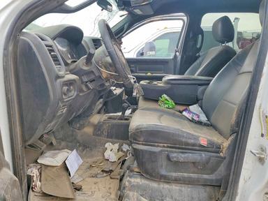 منظر 2024 RAM 3500، زاوية 7