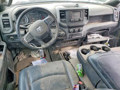 منظر 2024 RAM 3500، زاوية 8