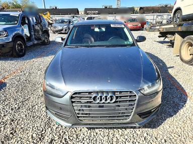 Vue de 2014 AUDI A4 PREMIUM, angle 5