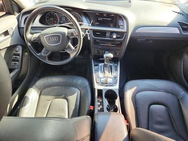 Vue de 2014 AUDI A4 PREMIUM, angle 8