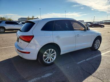 Vue de 2014 AUDI Q5 PREMIUM PLUS, angle 3