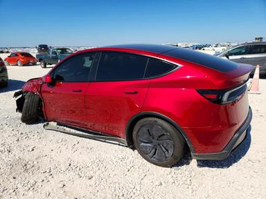 Вид 2026 TESLA MODEL Y, угол 2