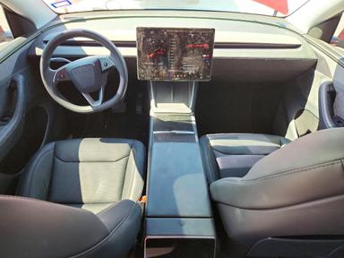Вид 2026 TESLA MODEL Y, угол 8