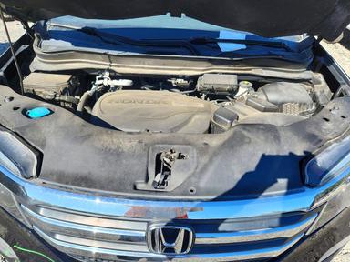 Vue de 2017 HONDA PILOT EXL, angle 12