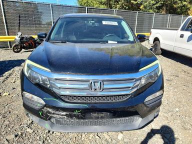Vue de 2017 HONDA PILOT EXL, angle 5