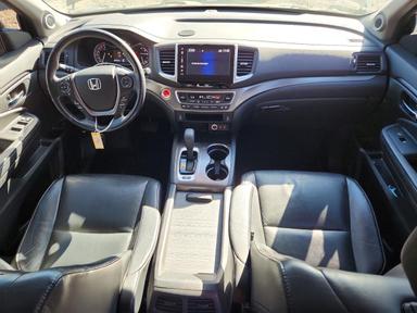 Vue de 2017 HONDA PILOT EXL, angle 8