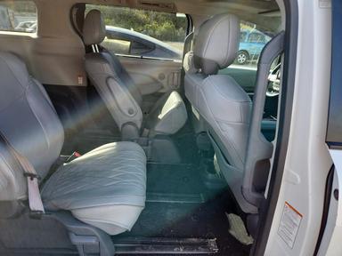 Vedere 2021 TOYOTA SIENNA XLE, unghi 11