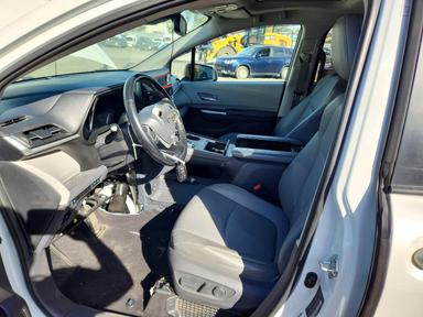 Vedere 2021 TOYOTA SIENNA XLE, unghi 7