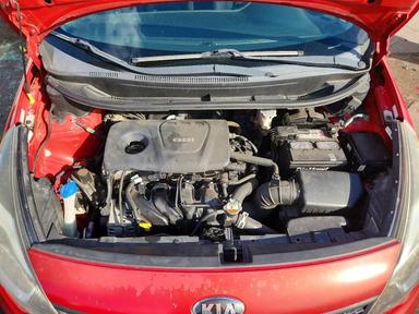 Вид 2017 KIA RIO LX, угол 11