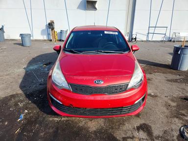 Вид 2017 KIA RIO LX, угол 5