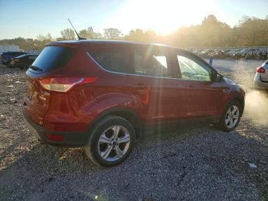 Vue de 2014 FORD ESCAPE SE, angle 3