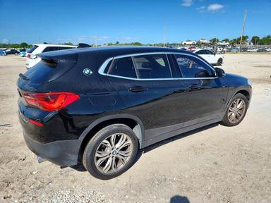 منظر 2018 BMW X2 SDRIVE28I، زاوية 3