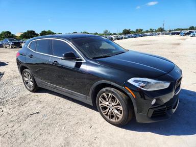 منظر 2018 BMW X2 SDRIVE28I، زاوية 4