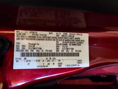 Vue de 2015 FORD FOCUS TITANIUM, angle 12