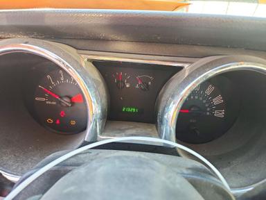 Vue de 2007 FORD MUSTANG, angle 9
