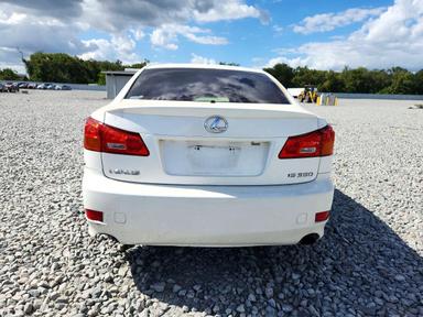 Vista de 2006 LEXUS IS 350, ángulo 6