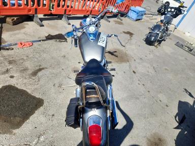 Vista de 2003 HONDA VT750 CDB, ángulo 6