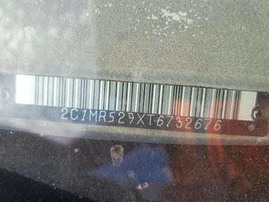 Vue de 1996 GEO METRO BASE, angle 14