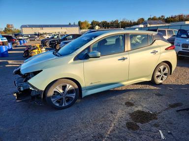 Vista de 2018 NISSAN LEAF SV, ángulo 1