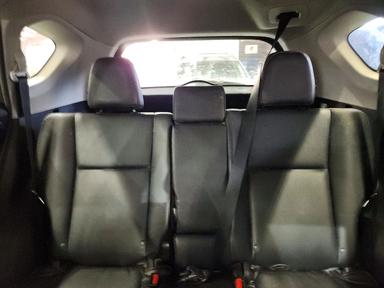 Vue de 2017 TOYOTA RAV4 LIMITED, angle 10