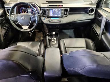 Vue de 2017 TOYOTA RAV4 LIMITED, angle 8