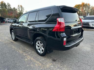 منظر 2010 LEXUS GX 460، زاوية 3