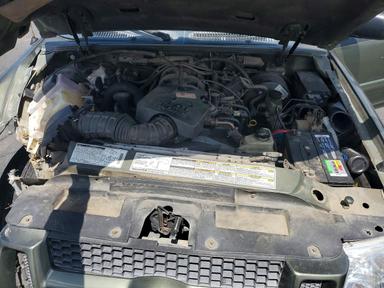 Вид 2001 FORD EXPLORER SPORT TRAC, угол 11