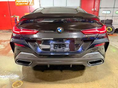 2020 BMW M850XI view, angle 13