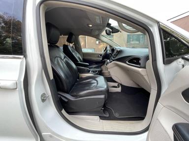 منظر 2020 CHRYSLER PACIFICA TOURING L، زاوية 5