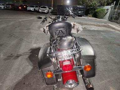 Vista de 2007 HARLEY-DAVIDSON FLHRCI, ángulo 4