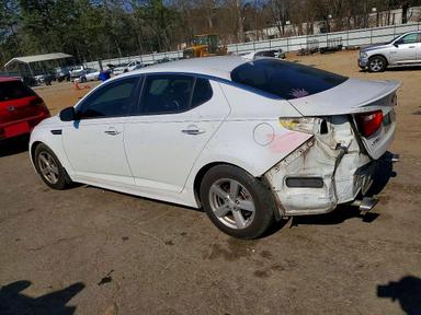 Вид 2015 KIA OPTIMA LX, угол 2