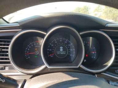 Вид 2015 KIA OPTIMA LX, угол 9