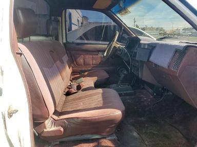 Vue de 1990 NISSAN D21 LONG BED, angle 10