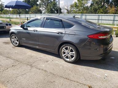 Vista de 2018 FORD FUSION S HYBRID, ángulo 2