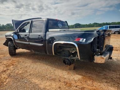 Vue de 2011 CHEVROLET SILVERADO K1500 LT, angle 2