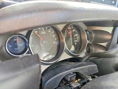 Vue de 2011 CHEVROLET SILVERADO K1500 LT, angle 9