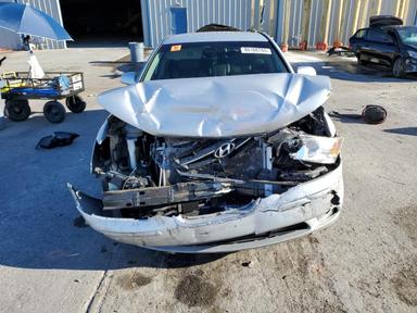 Vista de 2009 HYUNDAI SONATA SE V6, ángulo 5