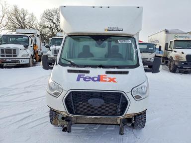 Vista de 2020 FORD TRANSIT DELIVERY TRUCK, ángulo 5