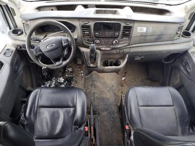 Vista de 2020 FORD TRANSIT DELIVERY TRUCK, ángulo 8