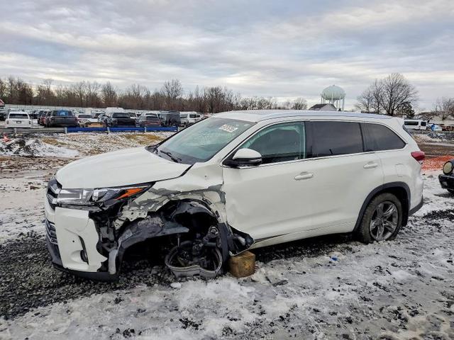 2018 TOYOTA HIGHLANDER LIMITED PLATINUM  