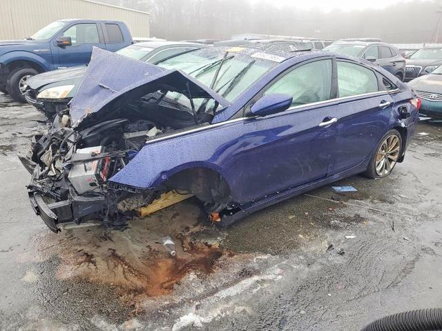 2013 HYUNDAI SONATA SE  