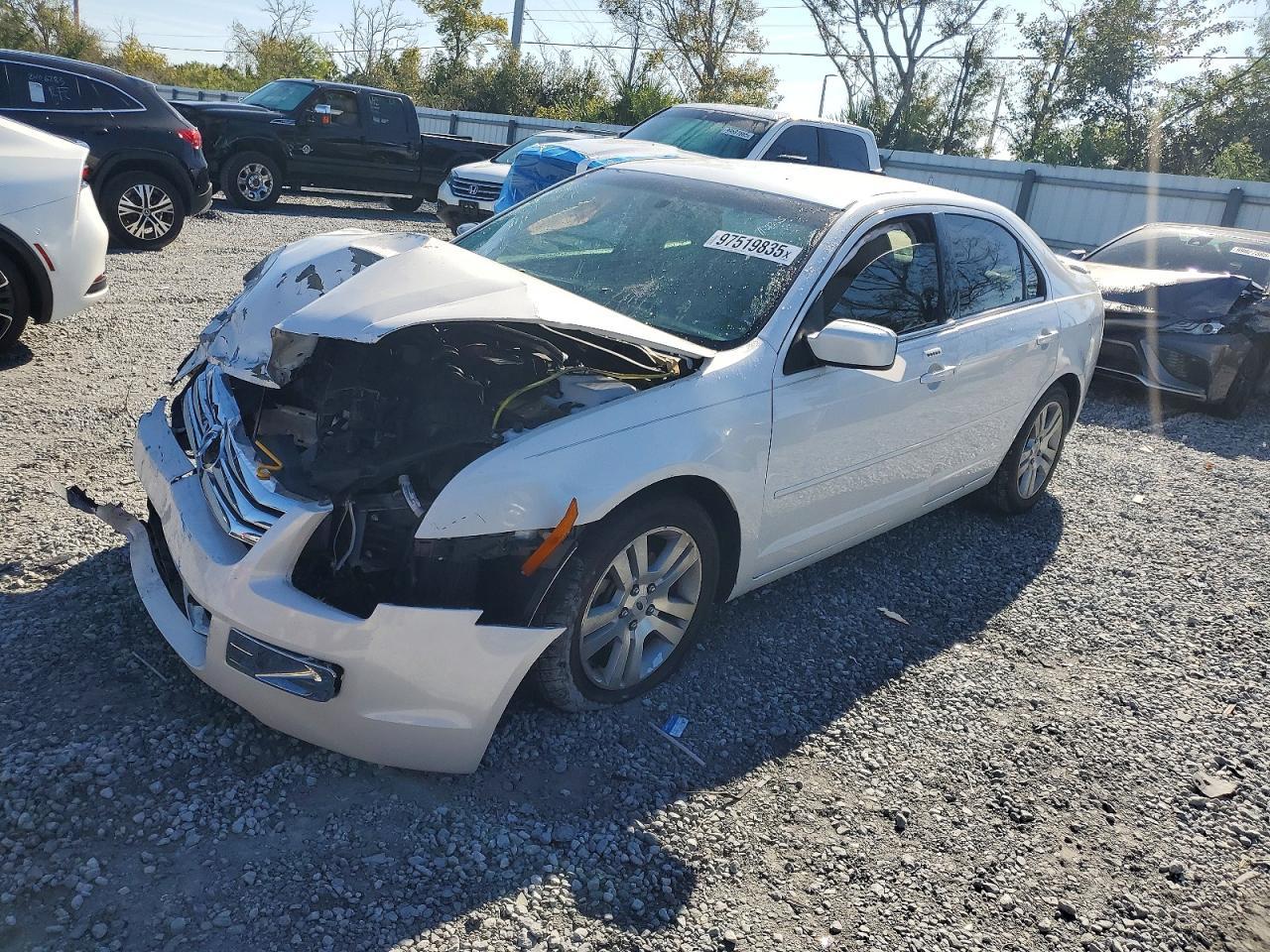 Vista de 2009 FORD FUSION SEL, ángulo 1