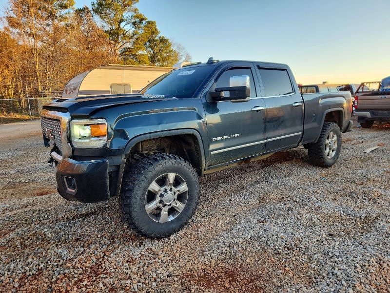 2017 GMC SIERRA K2500 DENALI  