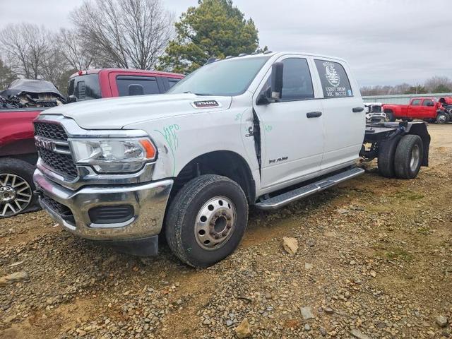 2022 RAM 3500 TRADESMAN TRUCK CAB AND CHASSIS