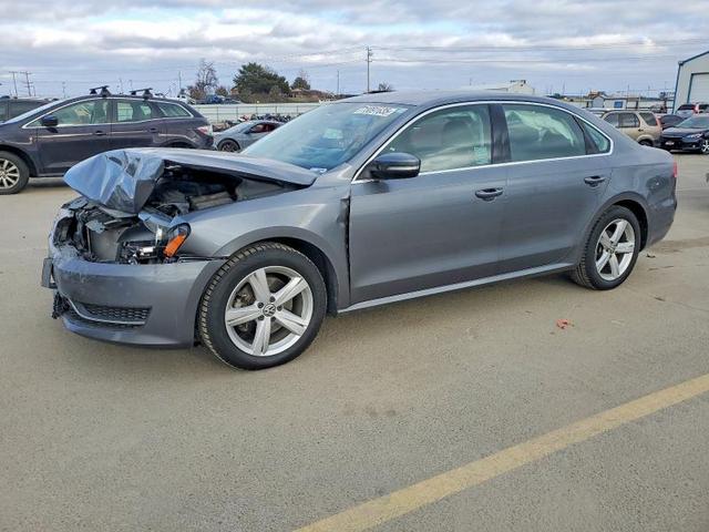 2014 VOLKSWAGEN PASSAT SE  