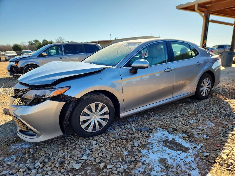 2020 TOYOTA CAMRY BASE  