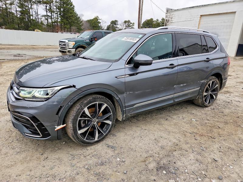 2022 VOLKSWAGEN TIGUAN SEL R-LINE  