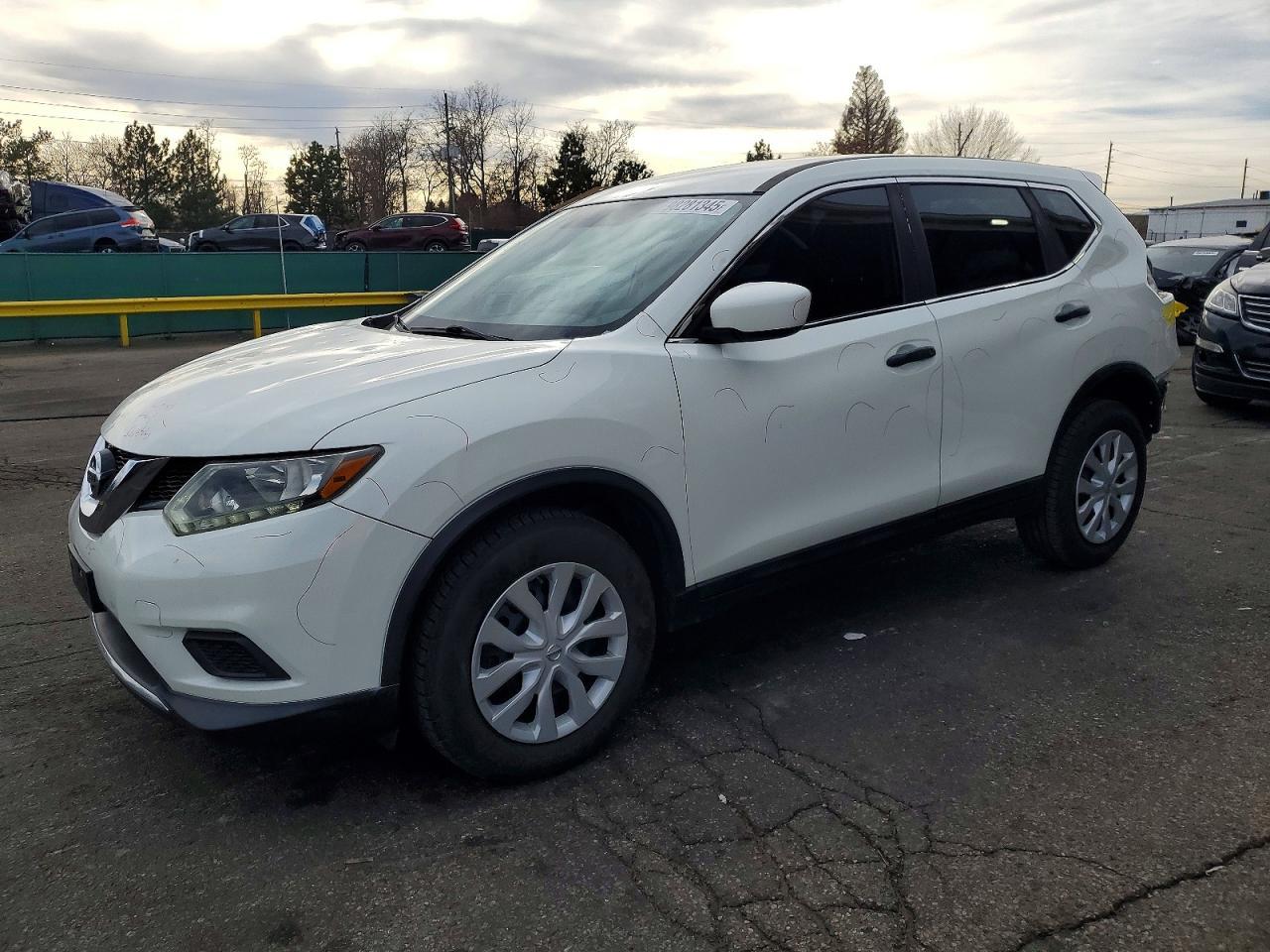 Vista de 2016 NISSAN ROGUE S, ángulo 1
